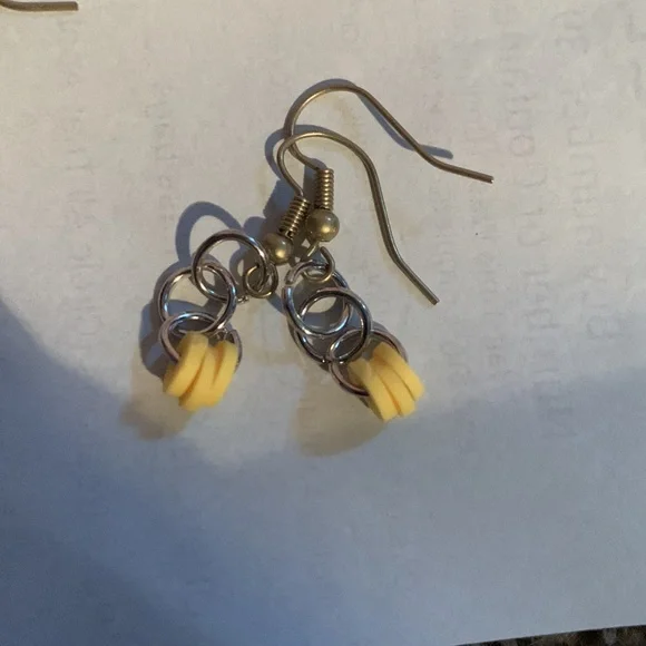 handmade beaded earrings - Picture 2 of 5